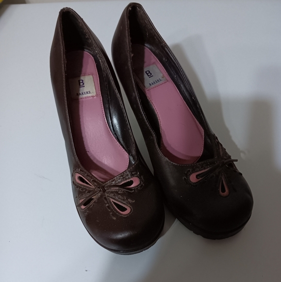 Baker Vintage Brown And Pink Heels Size 7B - Picture 1 of 9